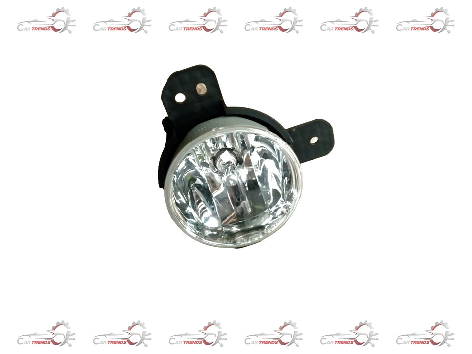 LH front fog lamp for Scorpio, Bolero, Thar, XUV700 by CarTrends, showcasing the clear lens and mounting details.