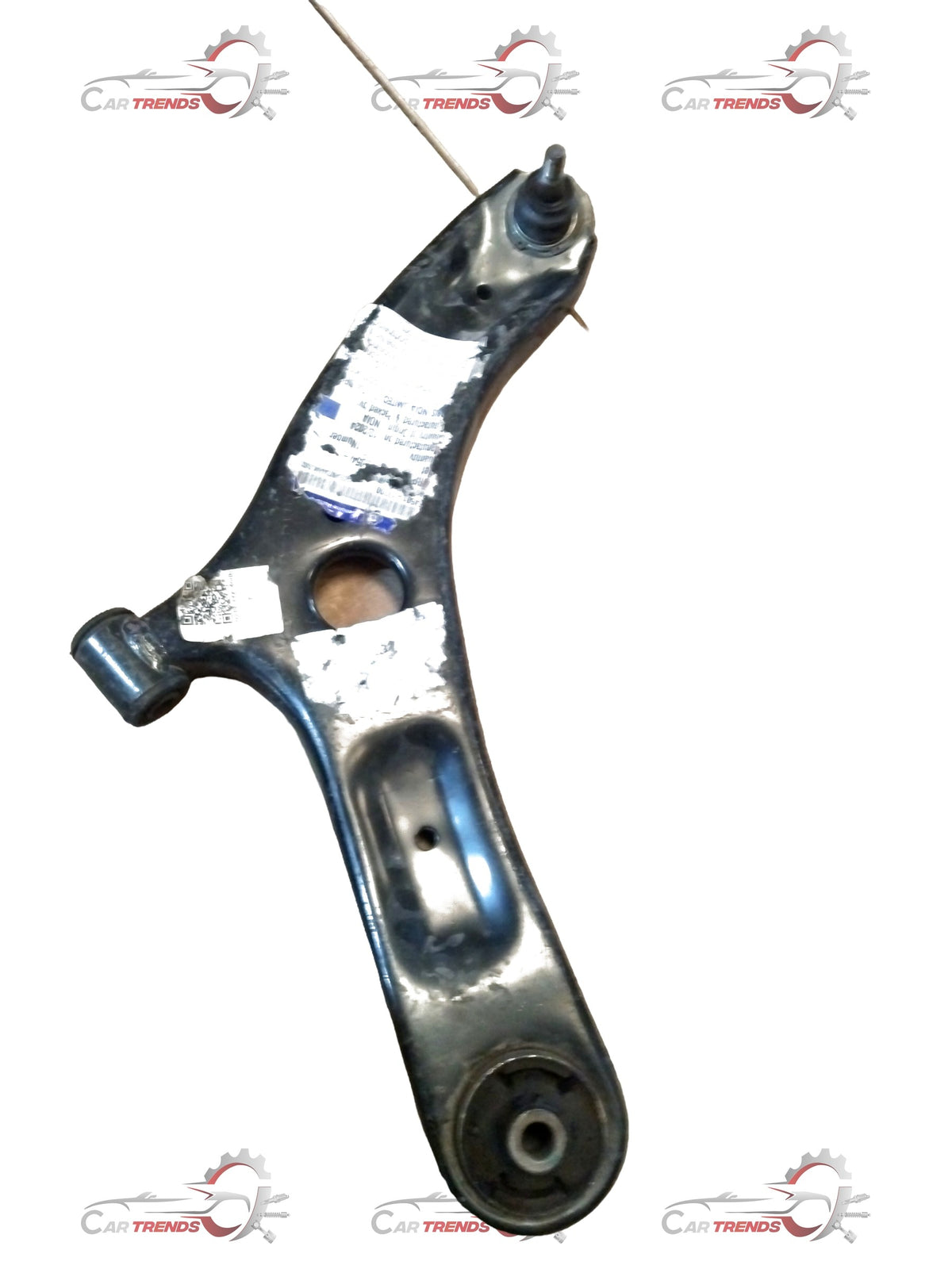 CarTrends I20 suspension arm, right-hand spare part showing metal linkage and mounting points for vehicle suspension system.
