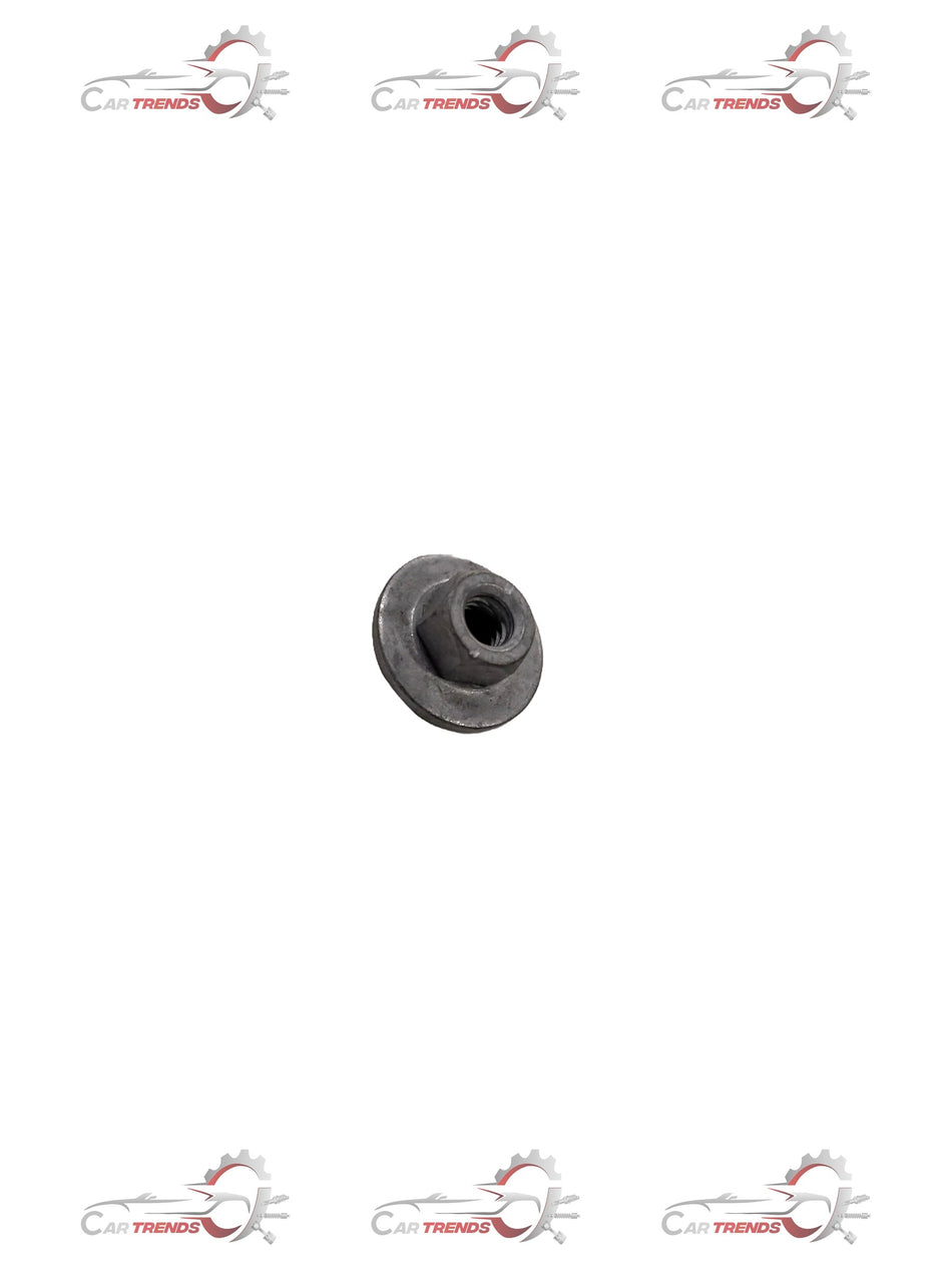 General Motors Nut Transmission Control for Chevrolet Captiva, shown as a close-up of the transmission component with mounting details.