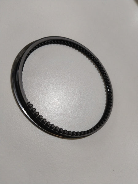 Maruti Suzuki piston ring set for Wagon R, A-Star, and Estilo vehicles, detailed metal components for engine performance.