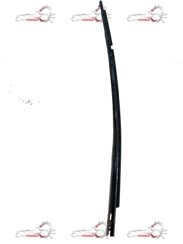 Maruti Suzuki MOULDING ASSY,RR DOOR BELT,RH T7573m0vt03 - Front view