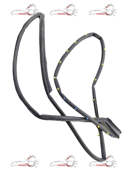 Weatherstrip door for Chevrolet Captiva by General Motors, showing the rubber seal and fitting edge on the vehicle door.