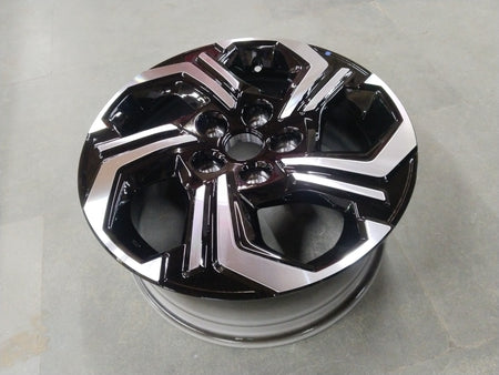 CarTrends 16-inch alloy wheel for Maruti Brezza 2022+ with finish 0CE, featuring a sleek, modern design.