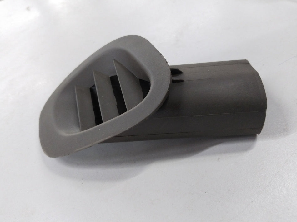 CarTrends front left bumper bracket for Chevrolet Beat, Sail, Cruze, and Aveo models, shown in black metal with mounting points.