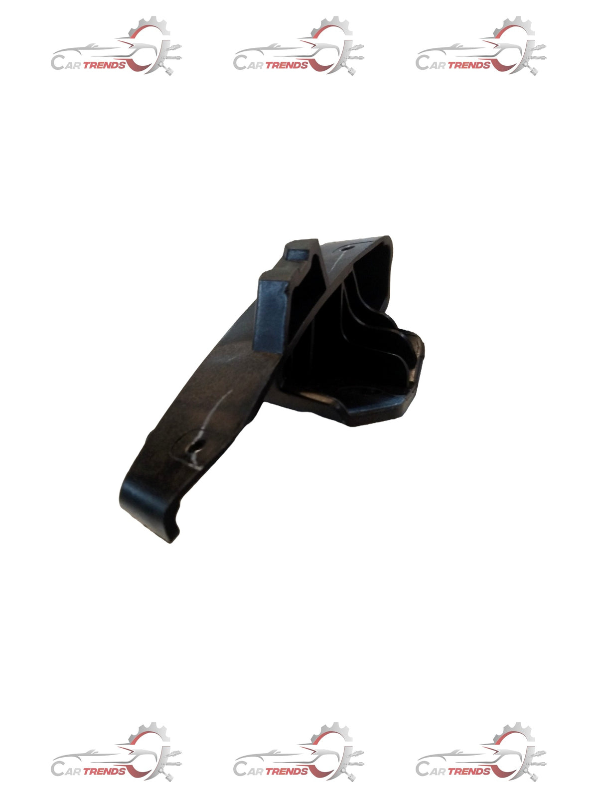 Hyundai I20 Active right rear bumper bracket, part number 86656C7000, close-up of the black plastic mounting component