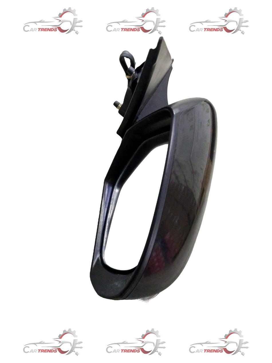CarTrends Swift Type 3 right-hand indicator mirror with 5-wire outside rear view for vehicles, showing the assembled mirror component.