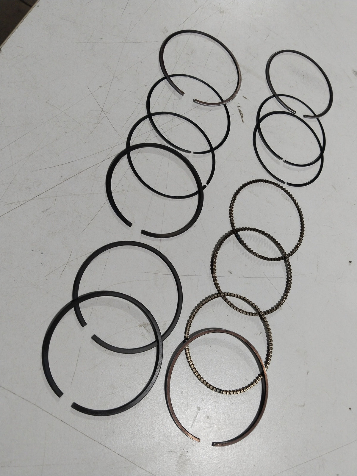 CarTrends RING SET-PISTON | HYUNDAI | #2304005000 2304005000 - Back view