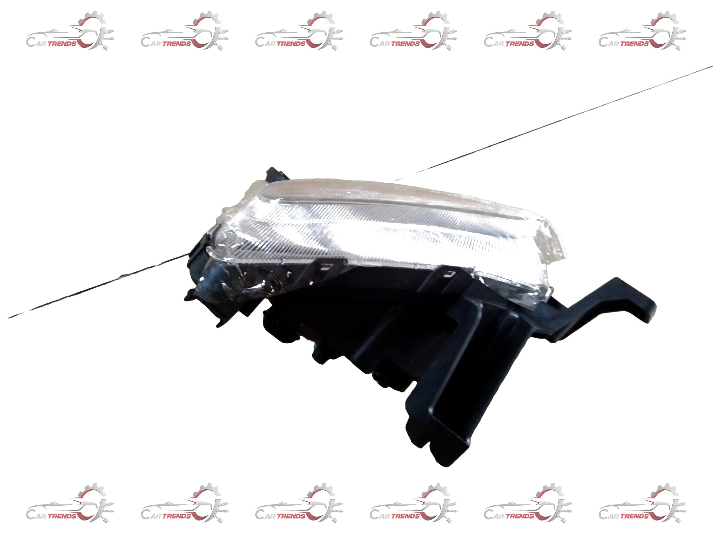 CarTrends fog light for I20 Active right side, spare part with black housing and mounting brackets visible.