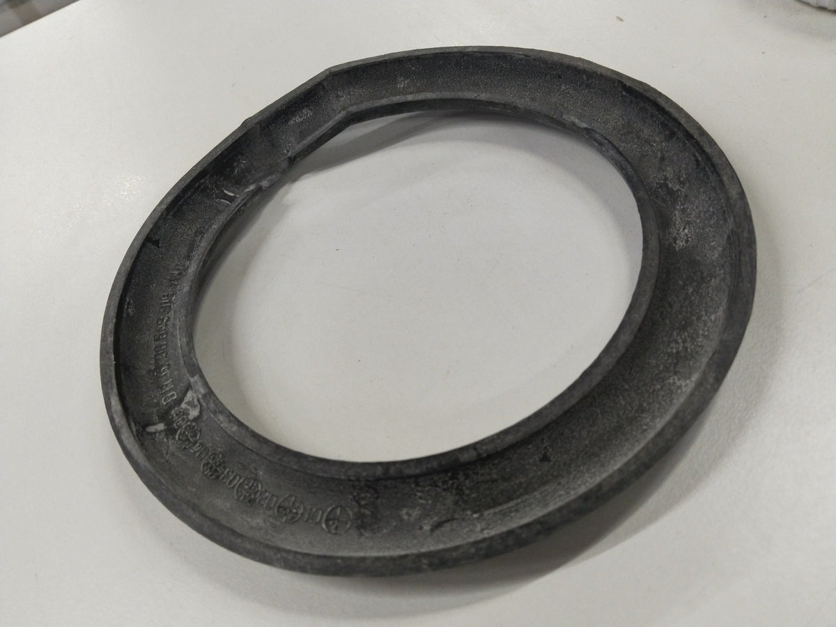 CarTrends Chevrolet Optra front lower insulation spring, spare part, shown in the image.
