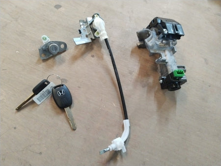CarTrends SET KEY CYLINDER SERVICE | HONDA | WITHOUT TRANSMISSION | #06350TM2T41WT 06350TM2T41WT - Back view