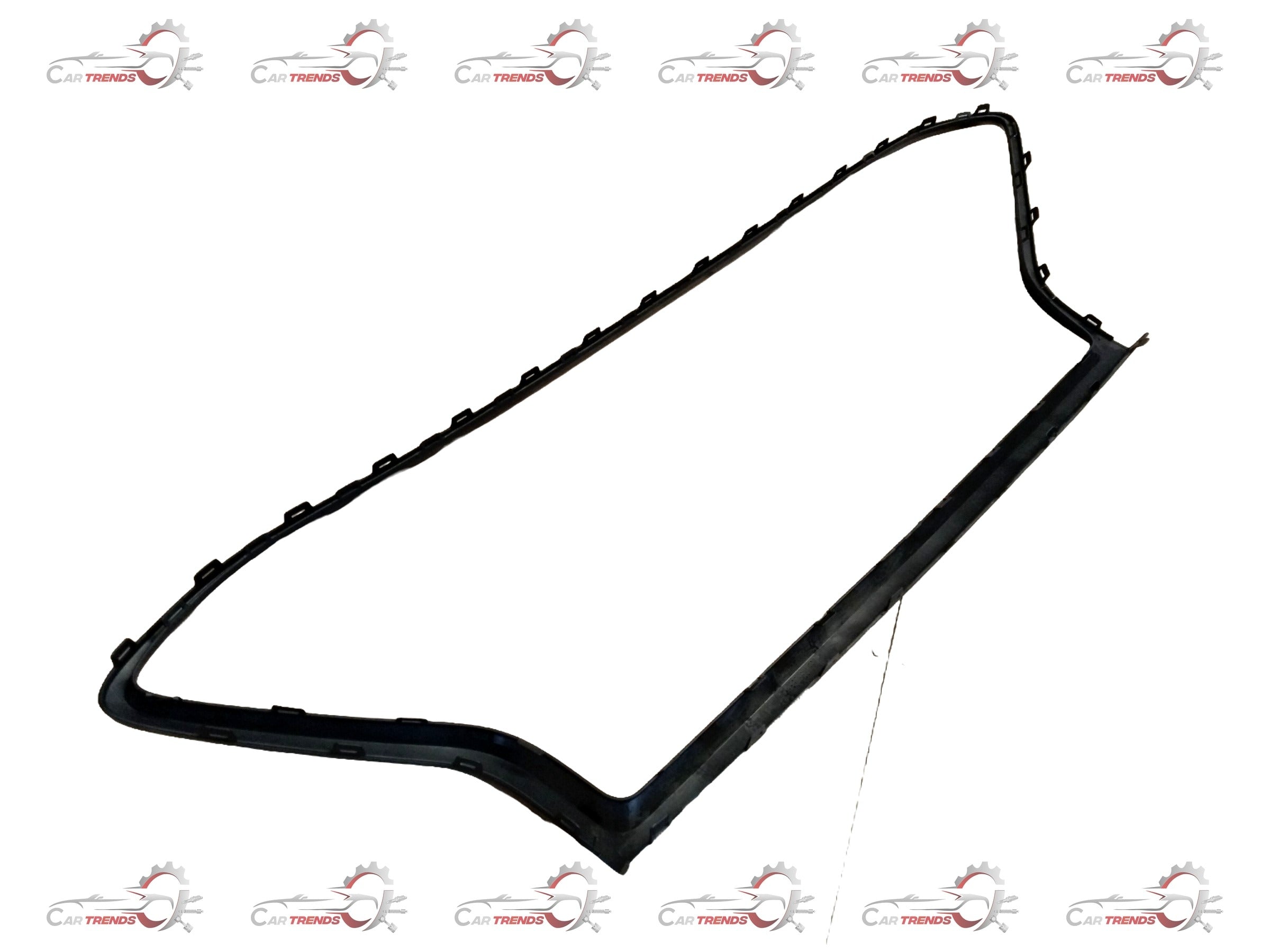 Hyundai I10 Grand Nios radiator grille piece in black with Hyundai branding, front view showing grille design and mounting points.
