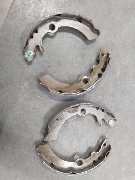 Rear brake shoe for Maruti Suzuki Alto 800 T1, Alto K10, Wagona R T1, Zen Estilo by CarTrends, showing the metal and friction surface.