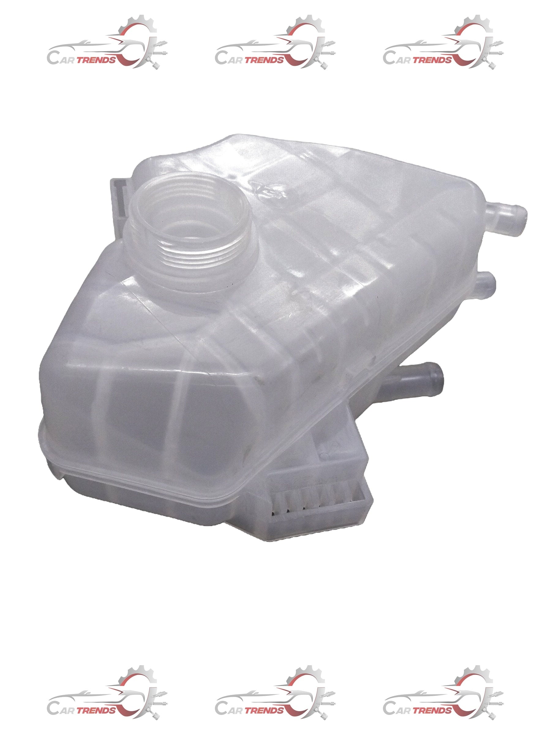 CarTrends coolant bottle for Ford EcoSport, spare part replacement, plastic reservoir with cap, detailed view of the coolant container.