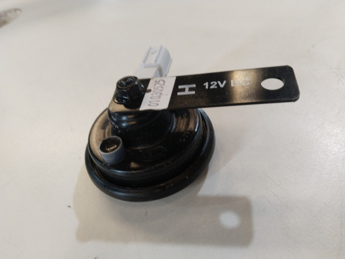 CarTrends high horn assembly for City model, showing the metal horn component with mounting brackets and wiring.