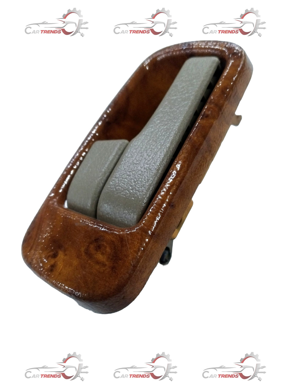 CarTrends Chevrolet Tavera inside door handle for left side, spare parts, durable plastic component.