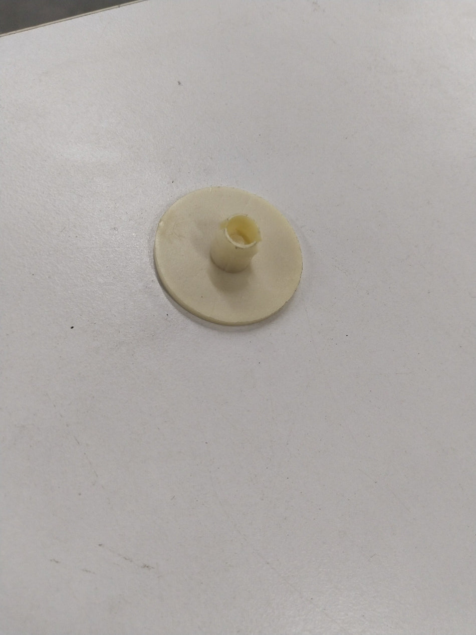 PTFE spacer for Chevrolet Tavera, 40x3mm, 5.5mm height, part #T97598324, used in General Motors vehicle repairs.