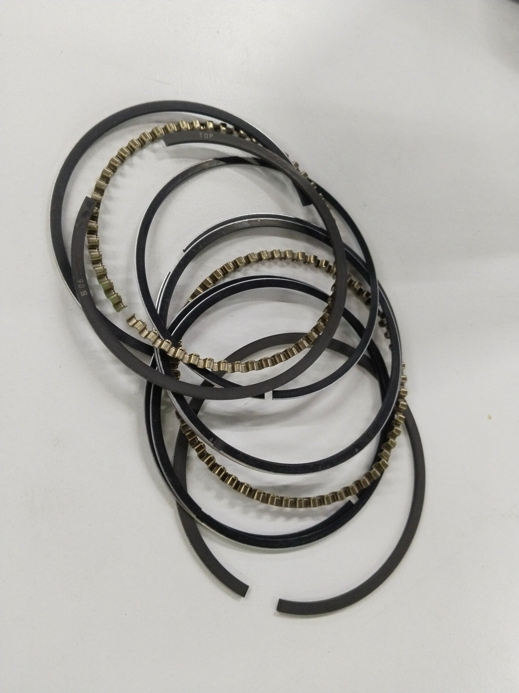 CarTrends S93227615   Piston Ring Corsa 1.4 LT standard S93227615 - Back view