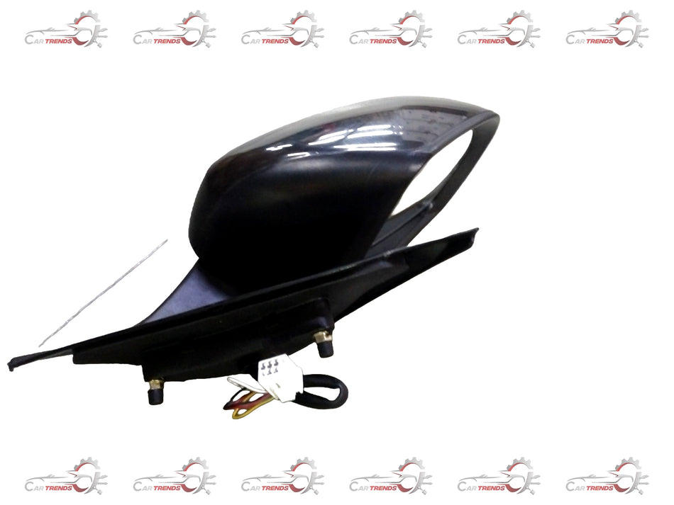 Right-hand side mirror indicator for cars, CarTrends Brezza 5-wire outside rear view mirror with turn signal, in a close-up view.