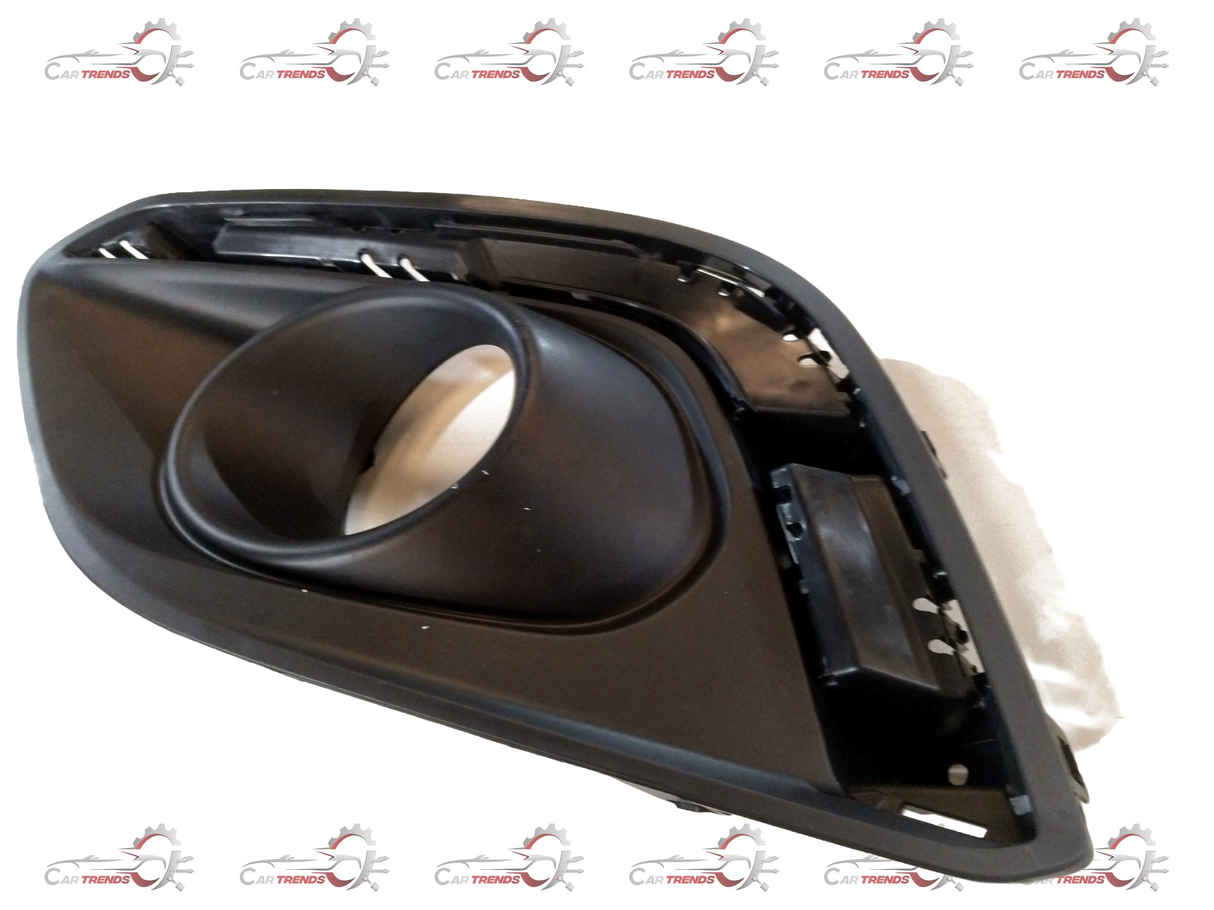 MARUTI SUZUKI BEZEL FRONT FOG LAMP RH 71751M83P105PK 71751M83P105PK - Back view