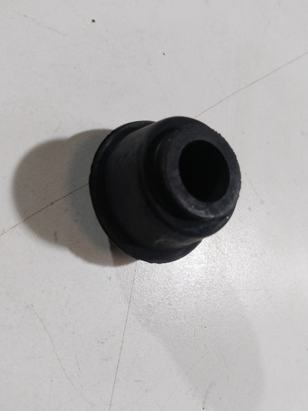 CarTrends bushing stabilizer bar for Ritz and Swift vehicles, showing the metal stabilizer bar with mounting points.