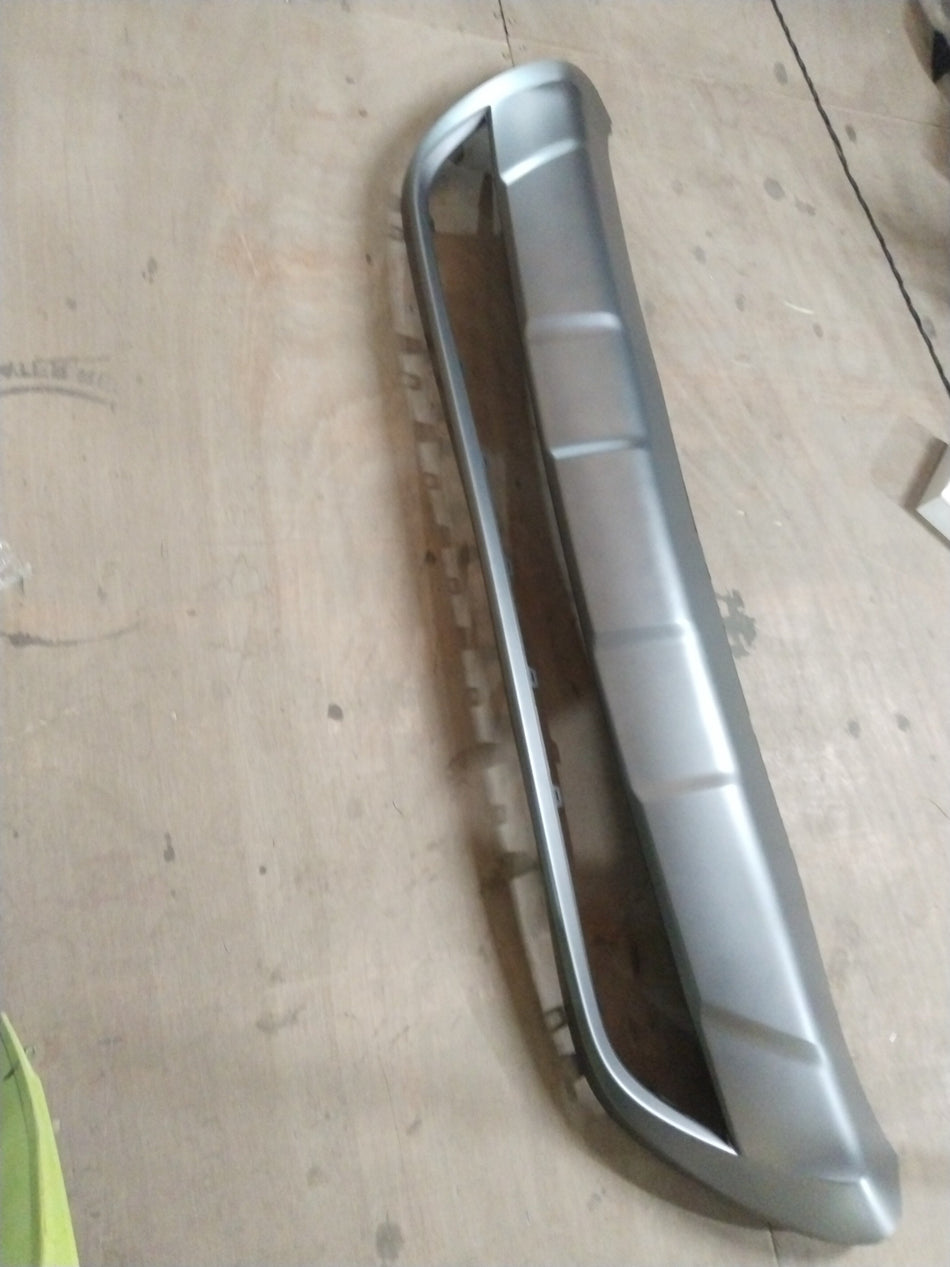 CarTrends REFLECTOR | HYUNDAI CRETA | REAR | #86670BV000 86670BV000 - Back view