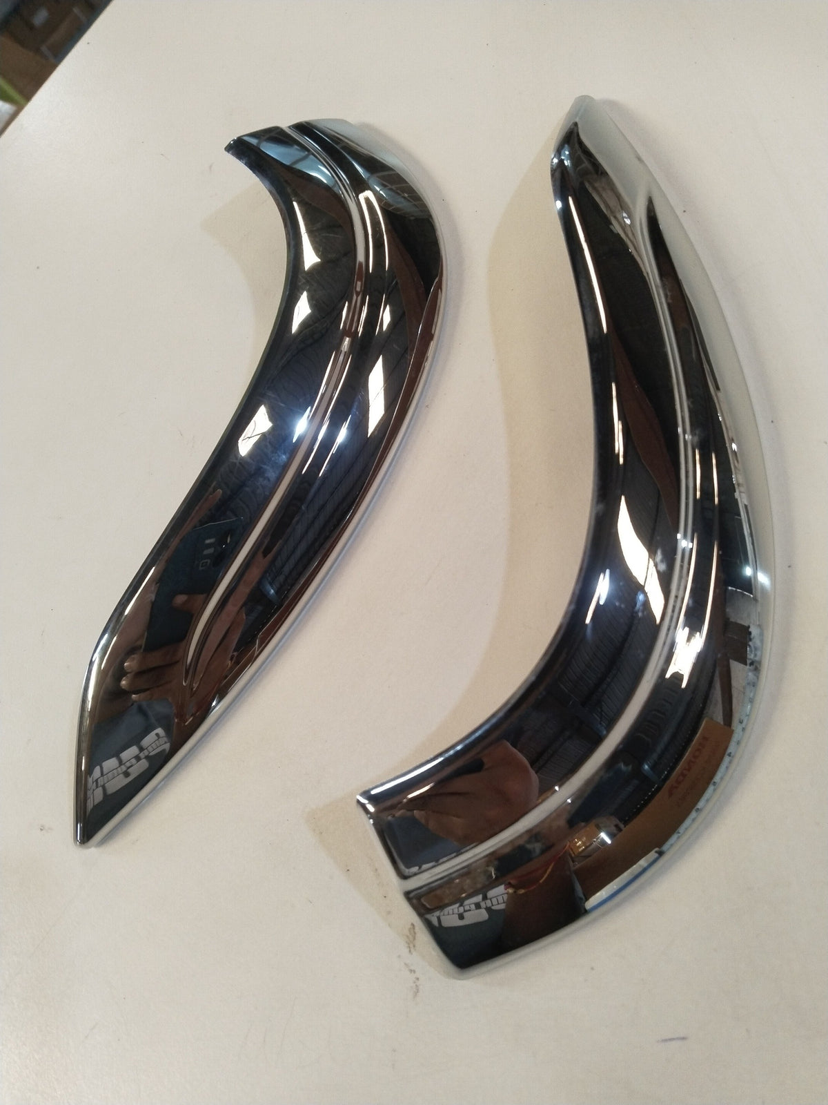 CarTrends KIT DOOR MIRROR GARNISH | CIVIC | #08R06T4V700 08R06T4V700 - Back view