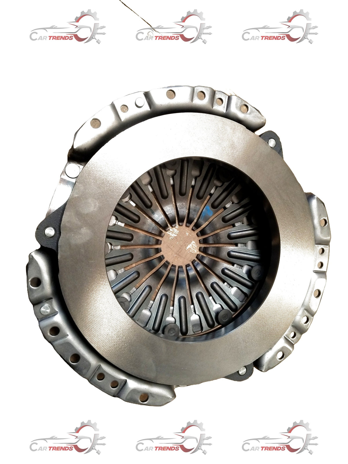 Mahindra clutch cover assembly for Bolero, Scorpio, Thar, and Xylo vehicles, shown in a close-up image.