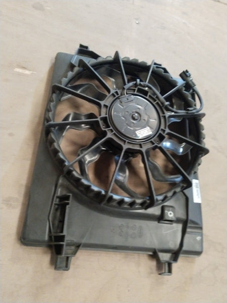 CarTrends Super Carry / Omni fan assembly for petrol and CNG models, showing the assembled fan unit with blades and mounting points.