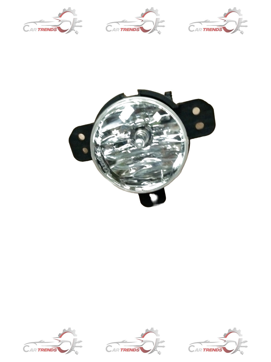 CarTrends fog lamp for Scorpio, Bolero, Thar, XUV700, LH front side, clear view of the replacement fog lamp component.