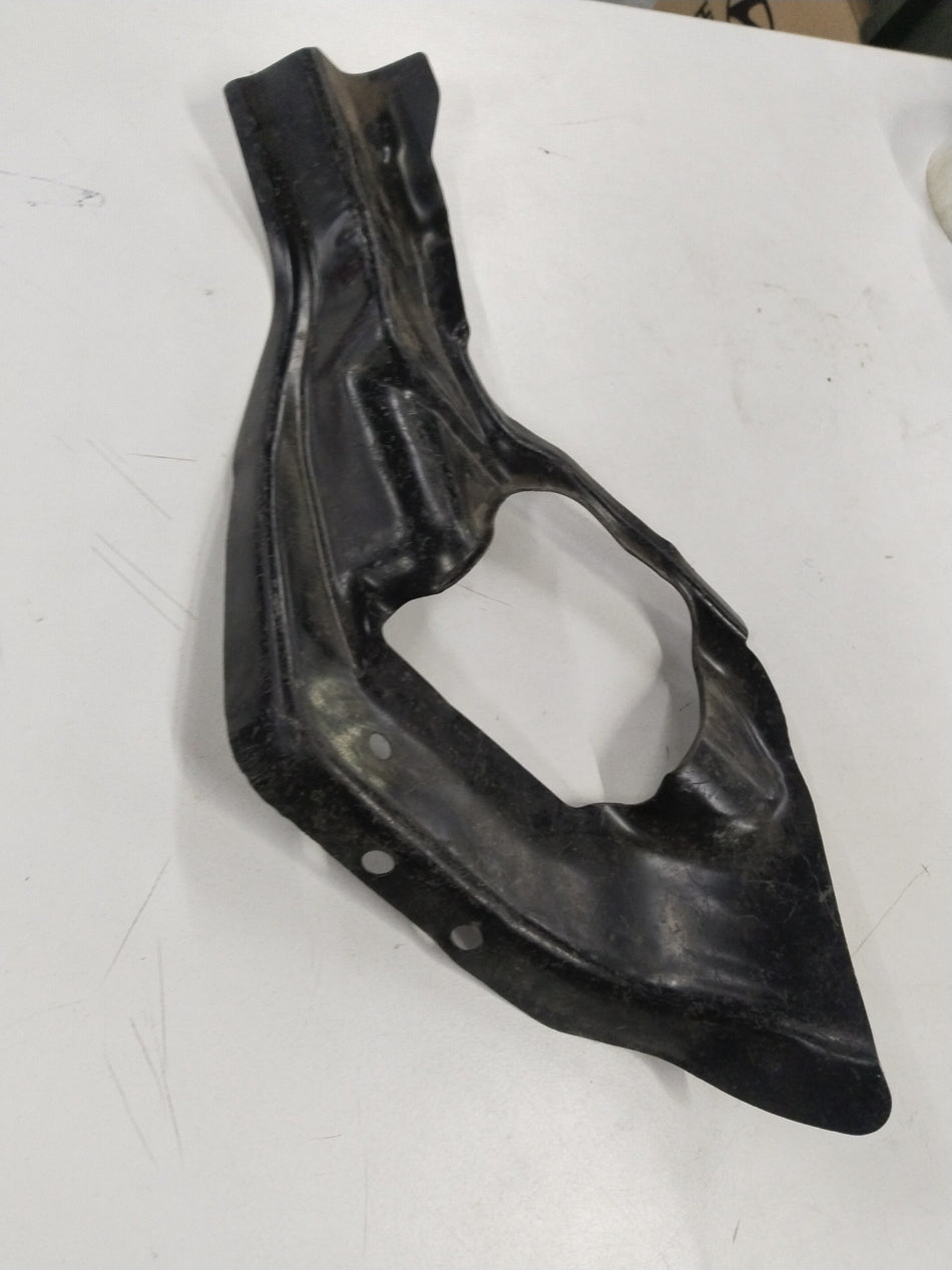 CarTrends Chevrolet Aveo U-Va right panel headlamp support frame, spare auto parts with mounting details.