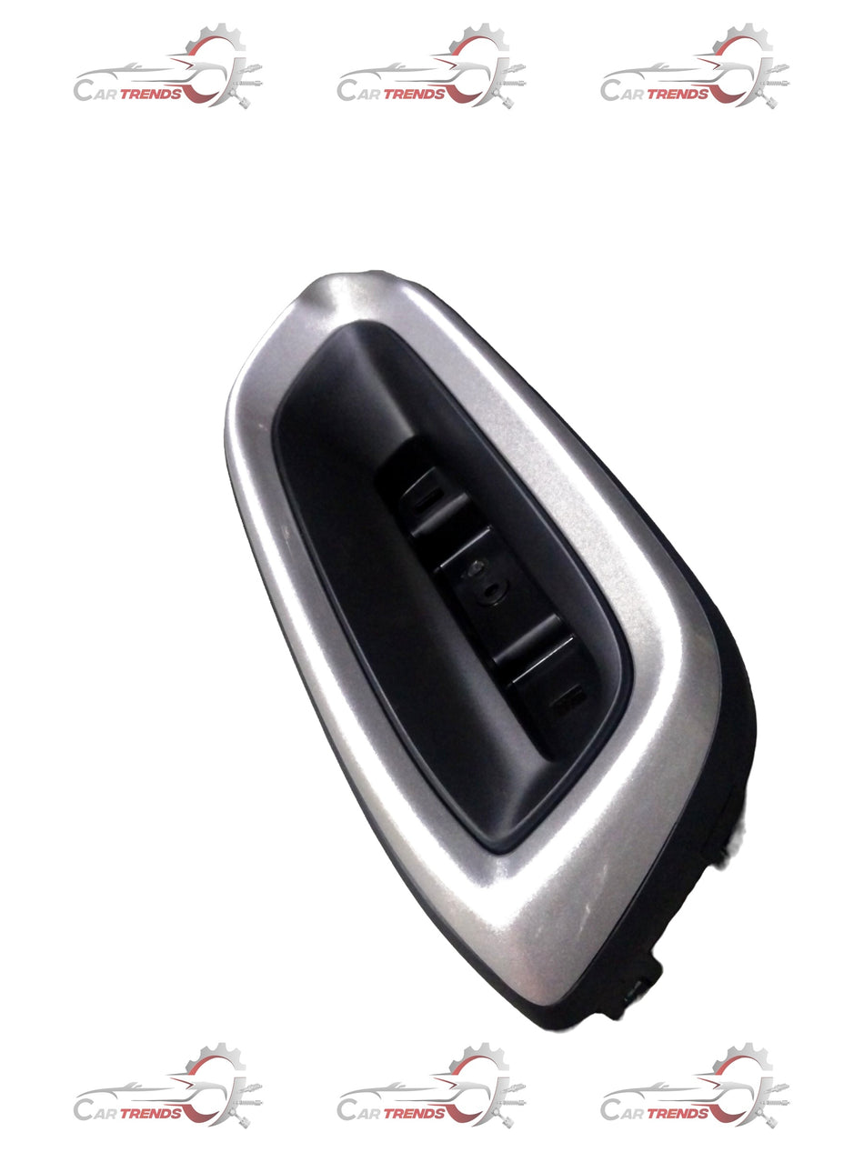MARUTI SUZUKI BEZEL REAR REFLECTOR LH CELERIO 71840M82R00BMB 71840M82R00BMB - Back view