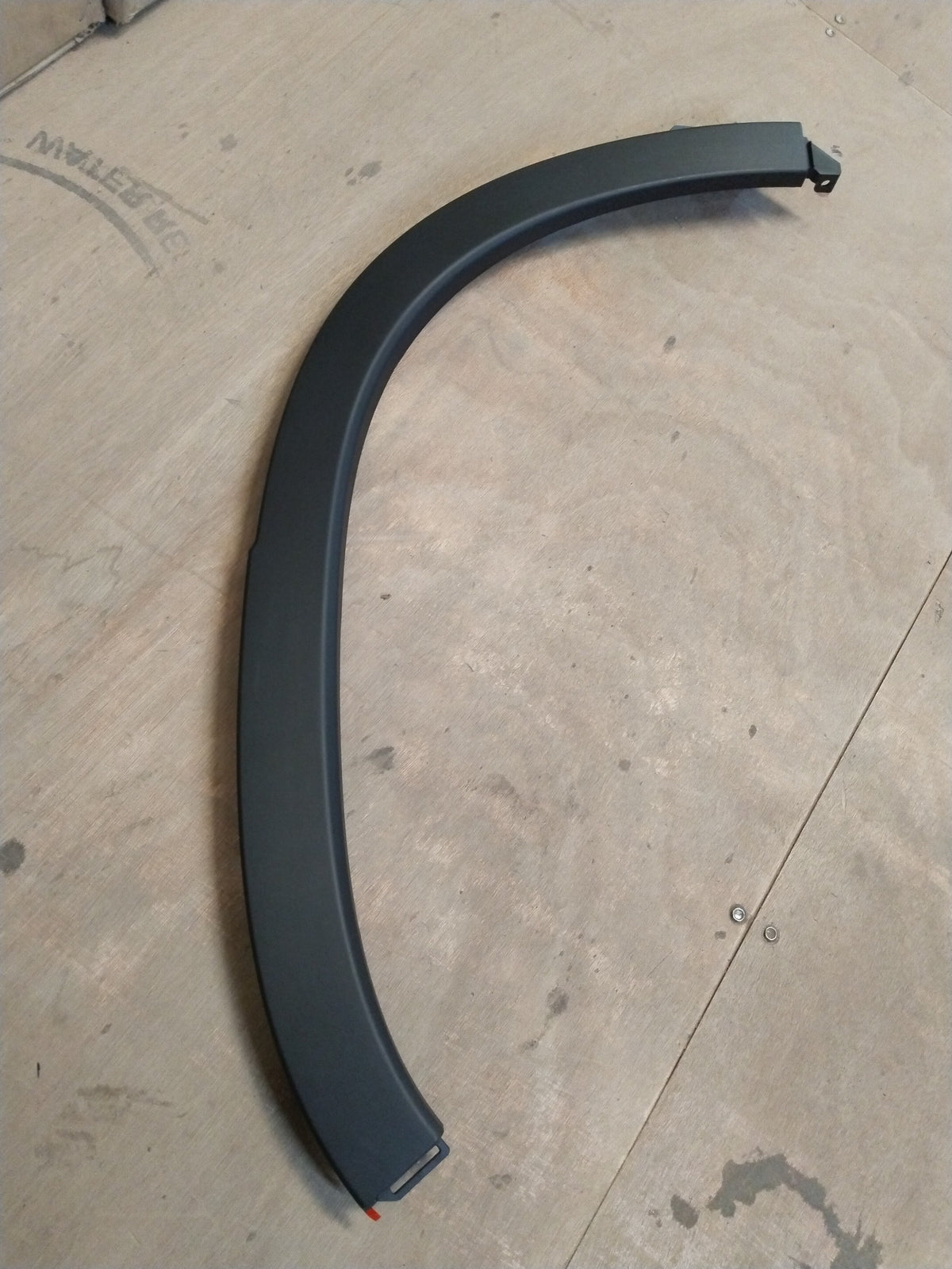 Maruti Suzuki guard assembly fender splash for right rear side on Swift, Dzire, Baleno, Ertiga, and Brezza models.