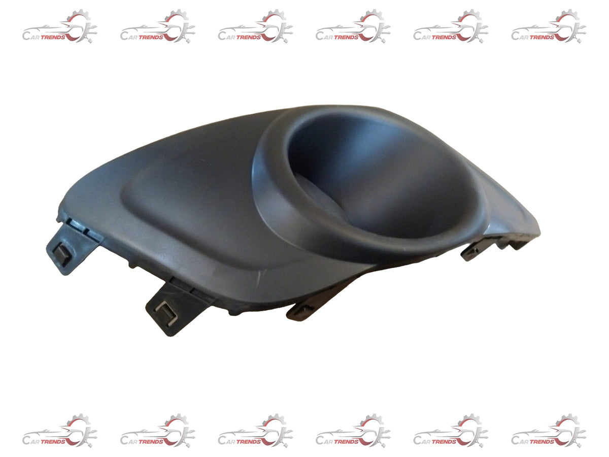 CarTrends 71751M67LA0   Fog Lamp Cover Close Wagonr K Series Right Side 71751M67LA0 - Back view