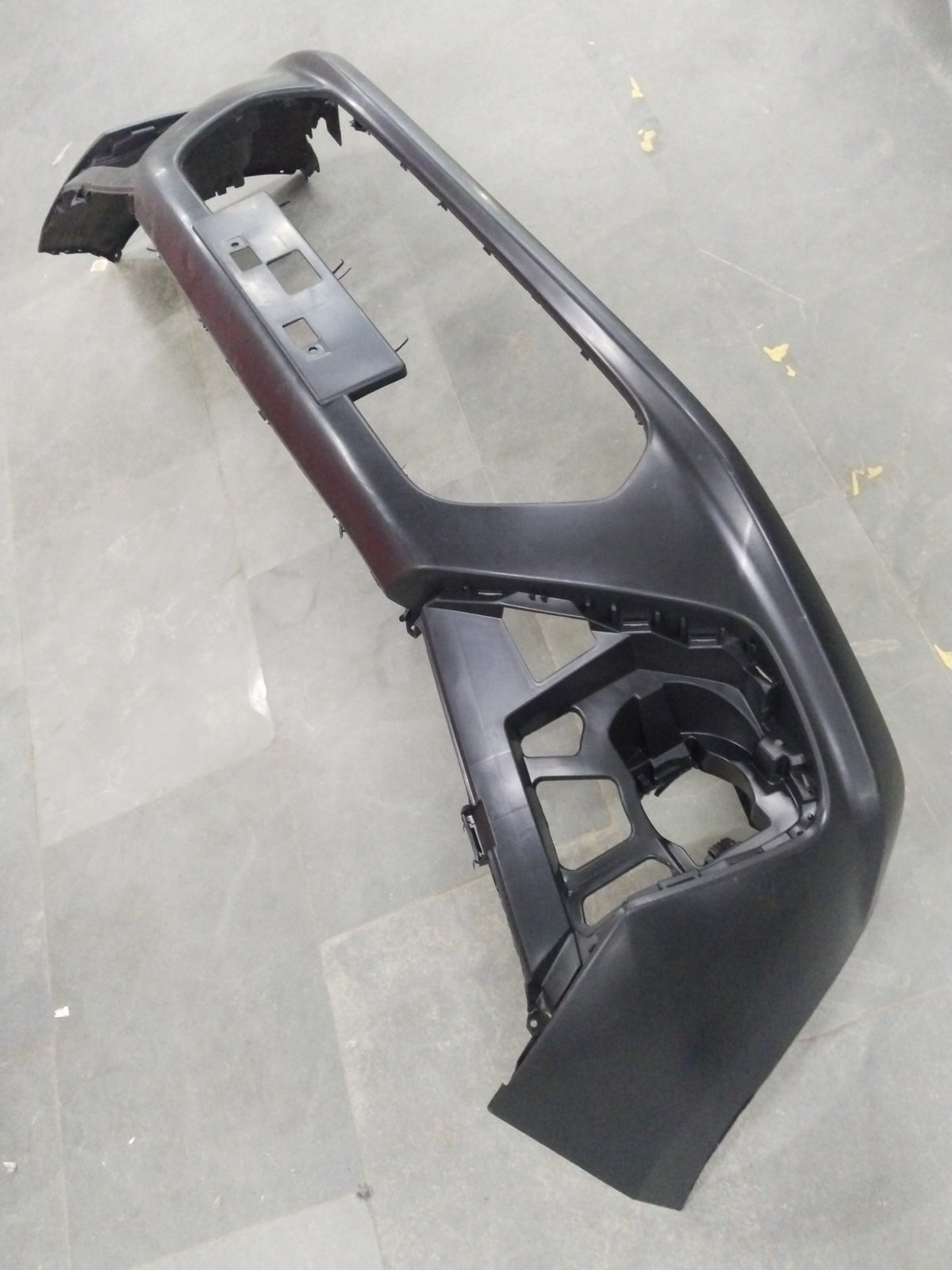 MARUTI SUZUKI Bumper| Front | Celerio 1st Gen / Alto K10 / WagonR | Petrol / CNG | #71711M76MA05PK 71711M76MA05PK - Back view