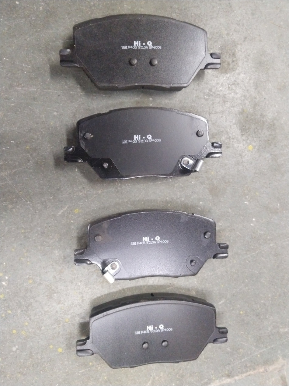 Front brake pad for vehicle, CarTrends Compass SP4006, showing the solid metal and friction surface of the brake component.
