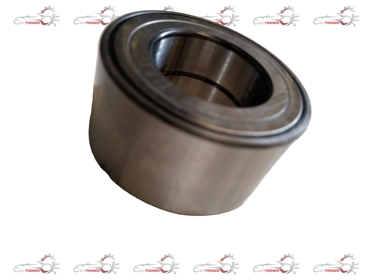 Front wheel hub and bearing for Maruti Suzuki Swift 2nd Gen, Dzire 2nd Gen, or Ertiga 1st Gen, petrol and diesel models.