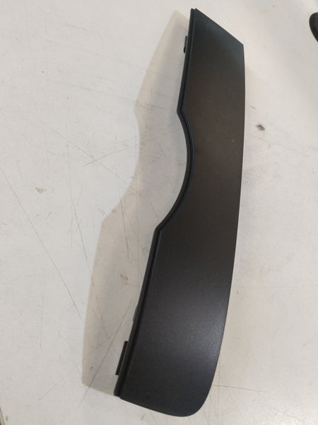 Volkswagen TRIM for Tiguan, Touareg, Taigun, Virtus with part number 8U0807379B9B9, shown in close-up view