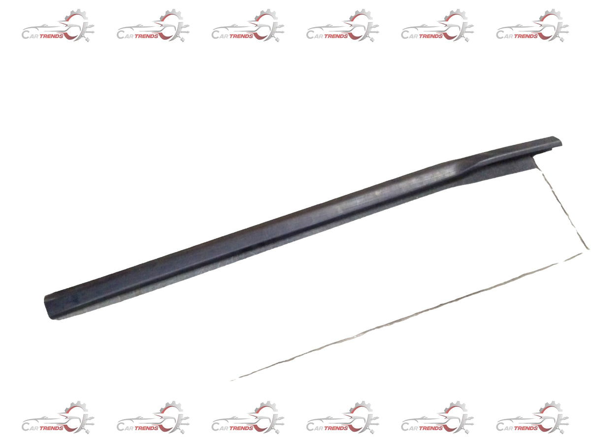 Ford Figo weatherstrip door belt, black rubber seal for door frame, with clips and mounting surface visible in the image.