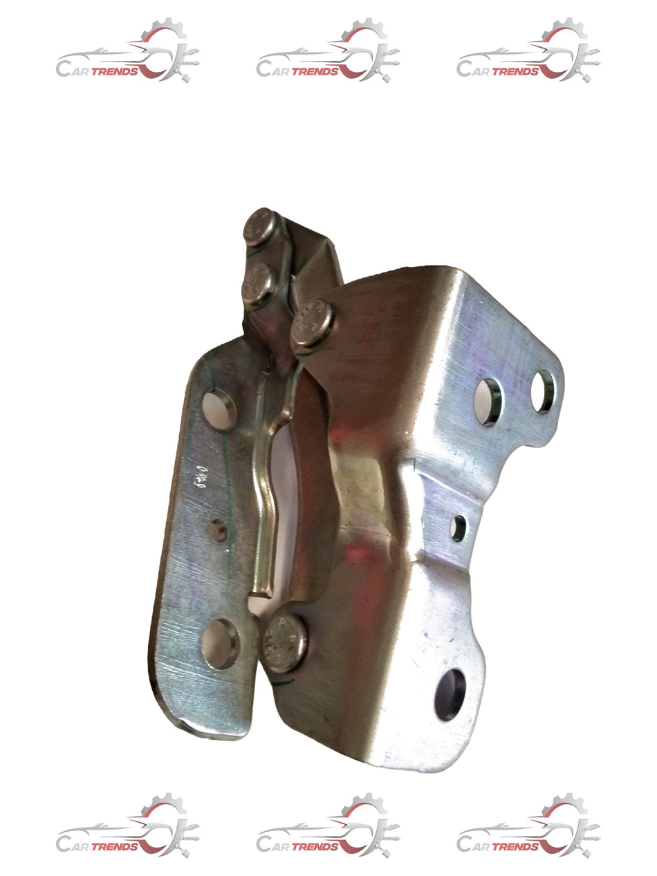 Mahindra Bolero bonnet hinge, right side, CarTrends brand, durable metal hinge for vehicle engine compartment.