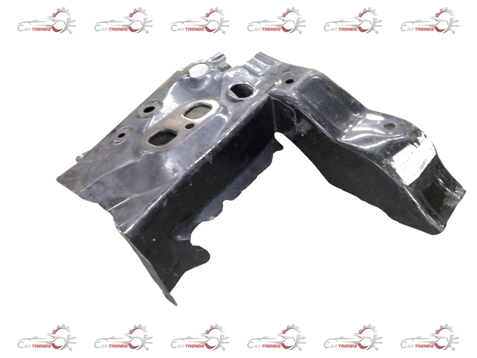 CarTrends BRACKET | NISSAN | LH FRONT | #G59411HDMA G59411HDMA - Back view