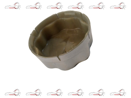 Hyundai wheel cap assembly for Venue, Creta, Verna, I20 models, showing the round black plastic cover with Hyundai logo.