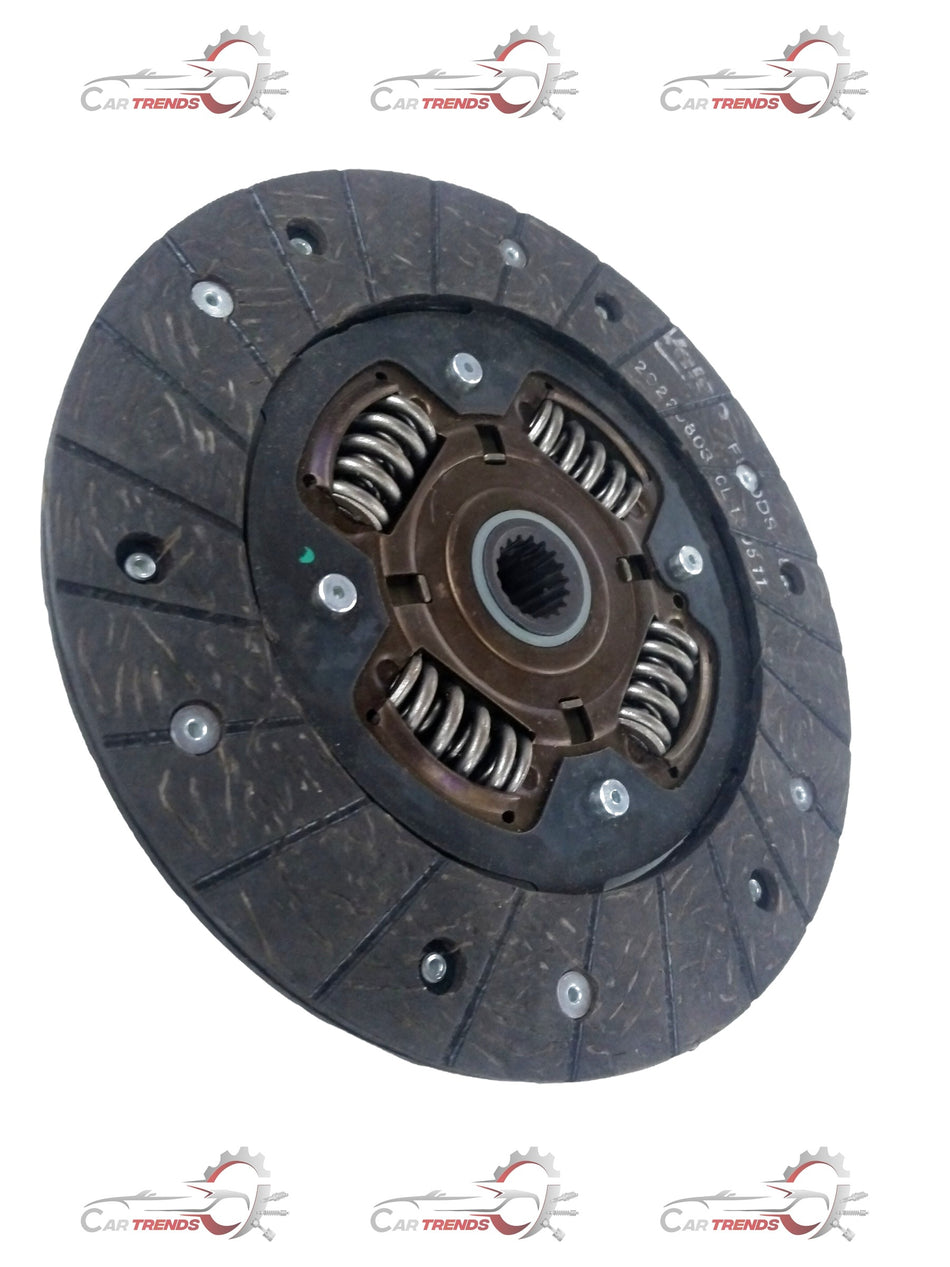 General Motors clutch plate for Chevrolet Sail, showing the round metal disc with friction lining, designed for vehicle transmission.