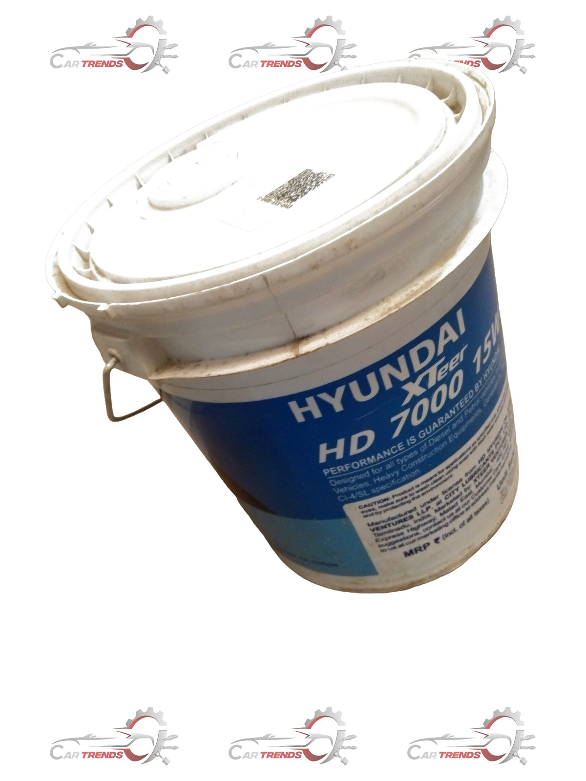 Hyundai 5L engine oil for Santro, i10, Accent, Verna, XTEER 15W40 bottle showing the oil container and label.