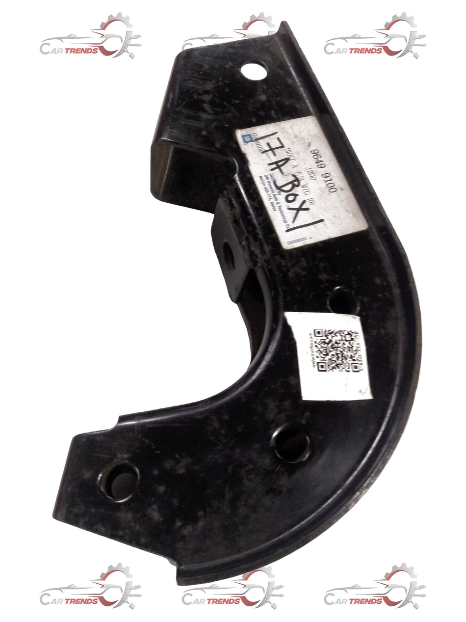 Rear transmission mount bracket for Chevrolet Optra petrol, manufactured by General Motors, shown in the product image.