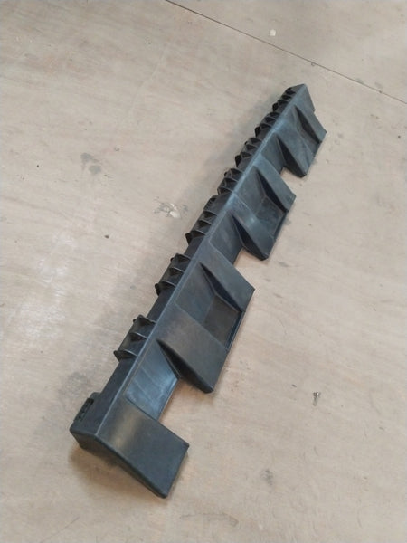 CarTrends BRACKET SILL EXTENSION | RENAULT DUSTER 2 | #764580718R 764580718R - Back view