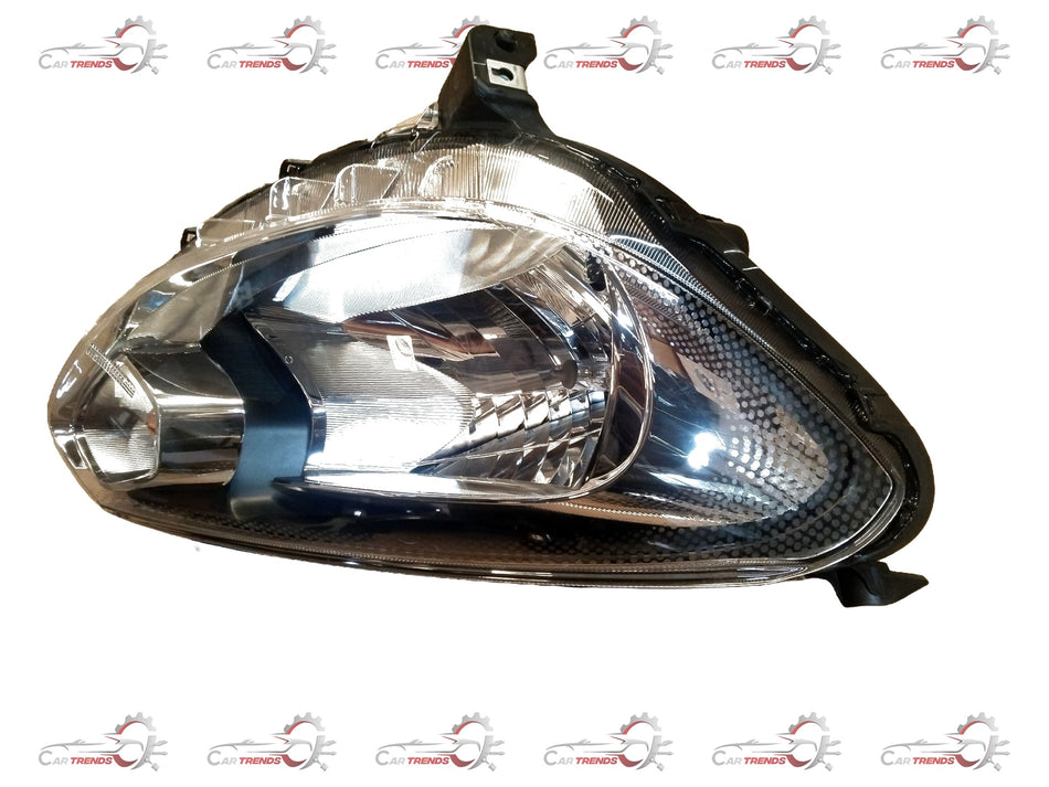 Maruti Suzuki headlamp assembly for Swift, Baleno, Alto, WagonR; right-hand side replacement part.