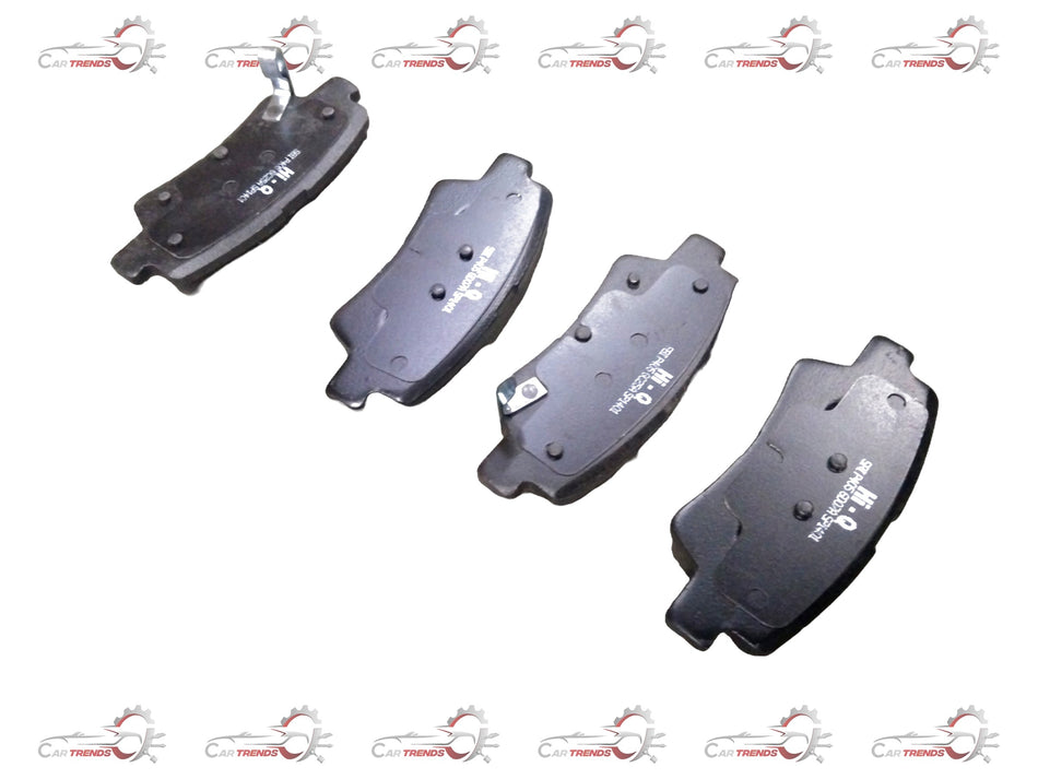 Rear brake shoe for Hyundai SANTRO T3 2018, CarTrends brand, shown in side view with brake lining visible.