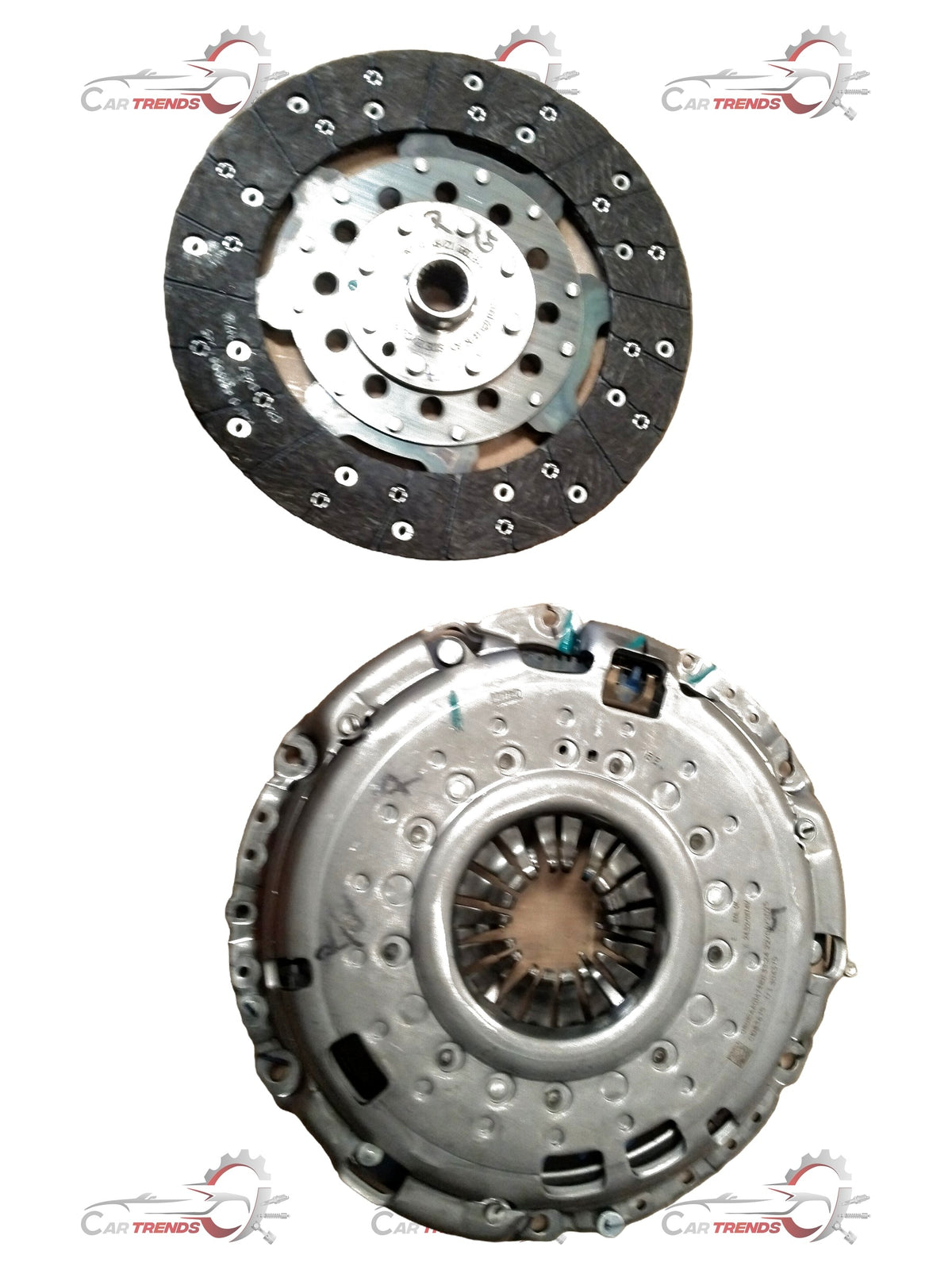 Mahindra clutch set for Bolero, Scorpio, Thar, Xylo vehicles, showing clutch components and packaging.