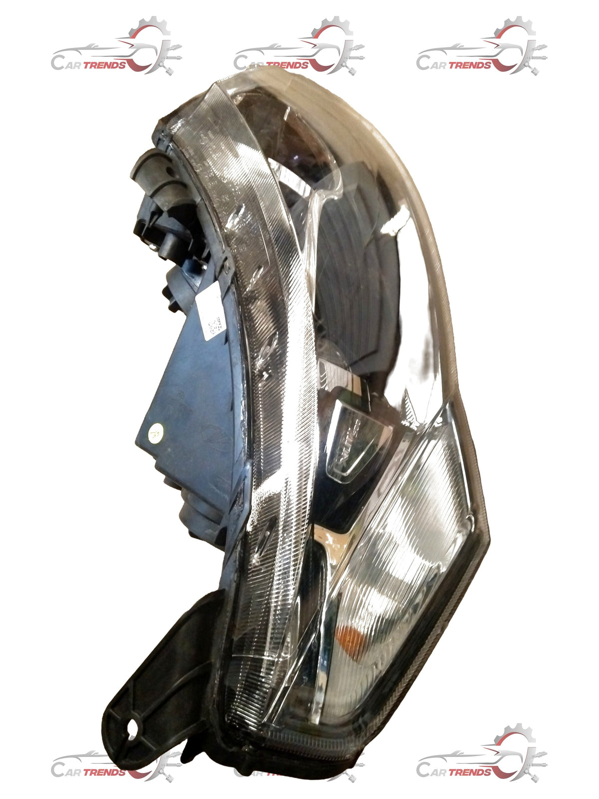Mahindra XUV 500 headlamp, right side, detailed view showing the durable automotive headlight for the vehicle.