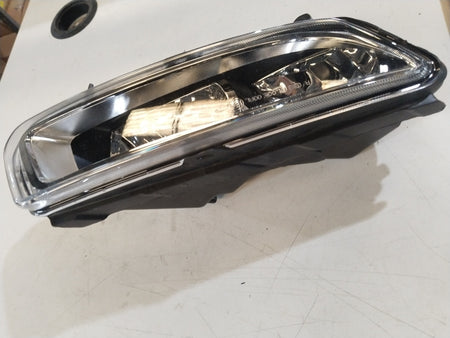 Volkswagen Polo, Vento, Taigun, Tiguan headlight assembly with #6R0941062H part number, showing front view of the headlight unit.